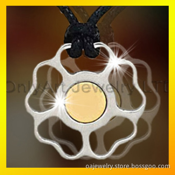 Fashion Two Tone Plated Flower Shape 316 Steel Pendant